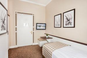 Hotel Strandschlösschen,Luebeck>>Berlin,4 star