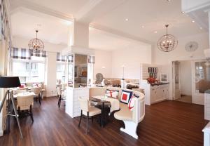 hotel strandschlosschen