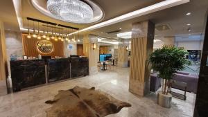 golden royal hotel and spa