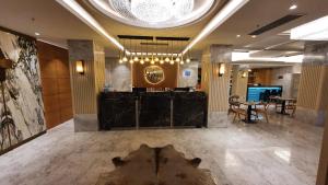 golden royal hotel and spa