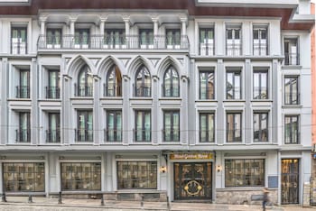 golden royal hotel and spa