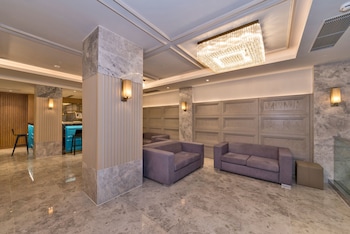 golden royal hotel and spa