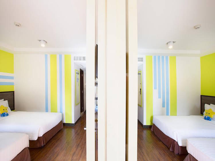 oakwood hotel and residence bangkok