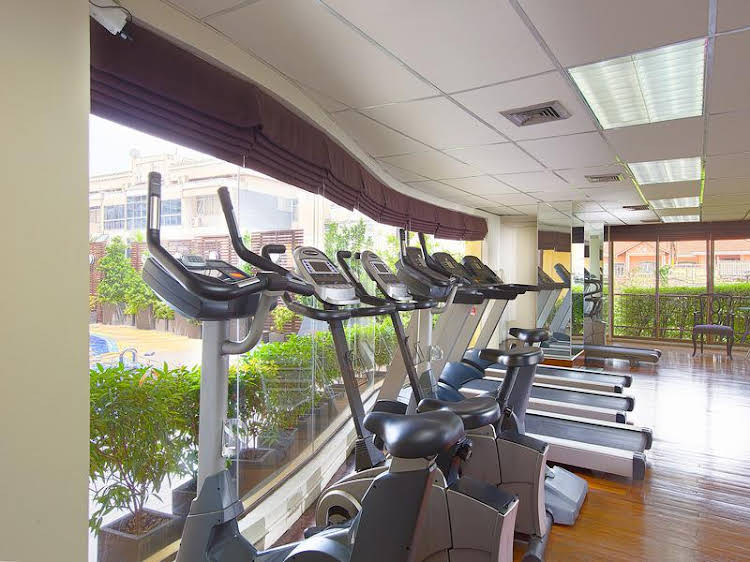 oakwood hotel and residence bangkok