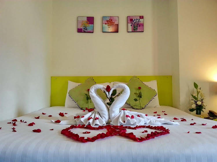 oakwood hotel and residence bangkok