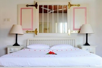 hotel warahena walauwa