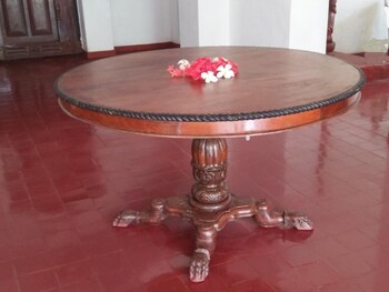 hotel warahena walauwa