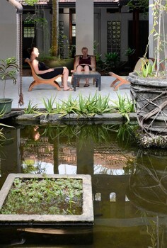 hotel warahena walauwa