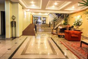 Trevi Hotel & Business,In Curitiba (Centro),4 star
