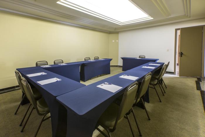 astron suites sao jose dos pinhais