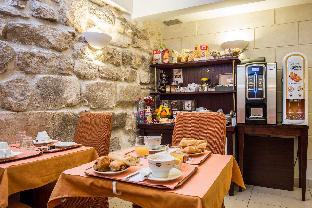 austins arts et metiers hotel