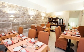 austins arts et metiers hotel