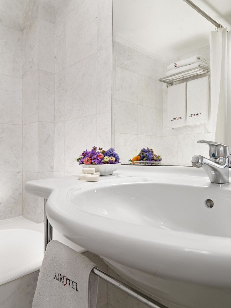 alexandros hotel