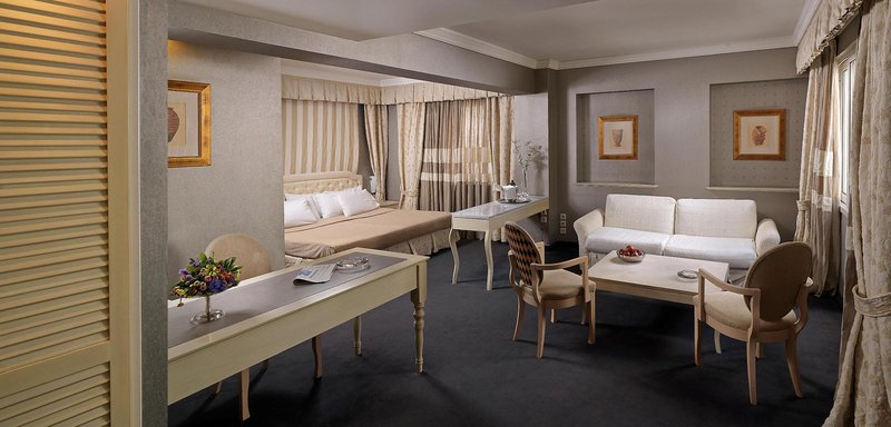 alexandros hotel