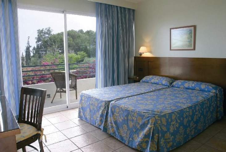 hospedium hotel abril