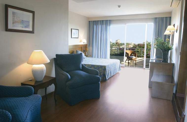 hospedium hotel abril