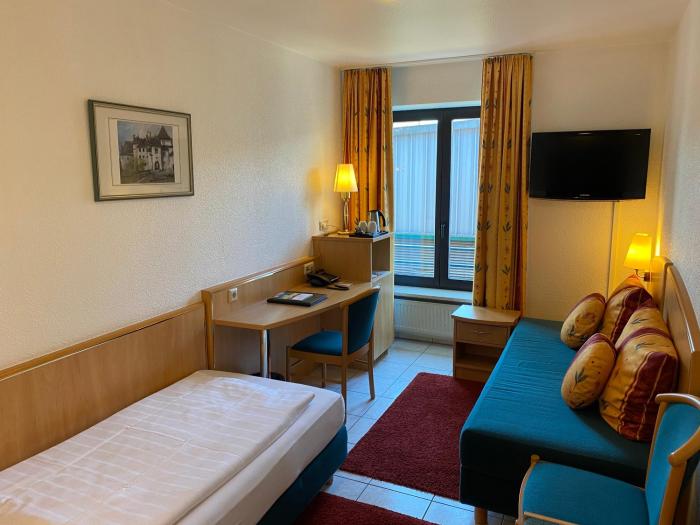 uno hotel posthof saarlouis