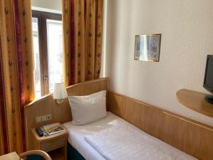 uno hotel posthof saarlouis