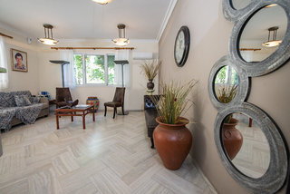 aliki hotel