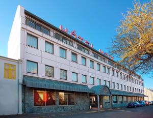 Hotel Holt - The Art Hotel,Iceland Phallological Museum>>Reykjavik,4 star
