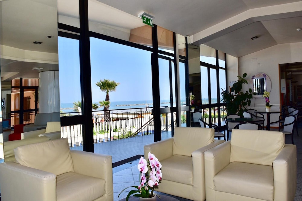 hotel astoria pesaro