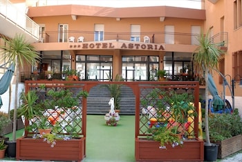 hotel astoria pesaro