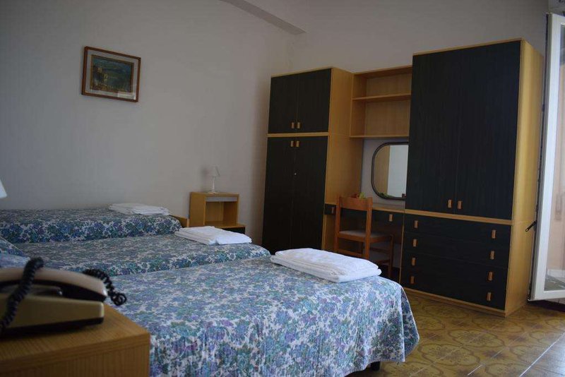 hotel astoria pesaro