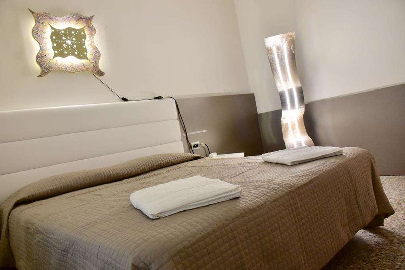 hotel astoria pesaro