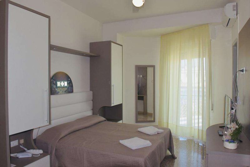 hotel astoria pesaro