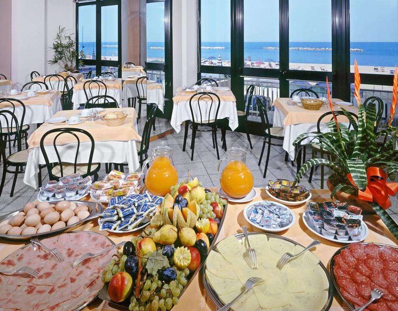 hotel astoria pesaro