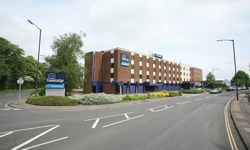 Radisson Red London Gatwick Airport