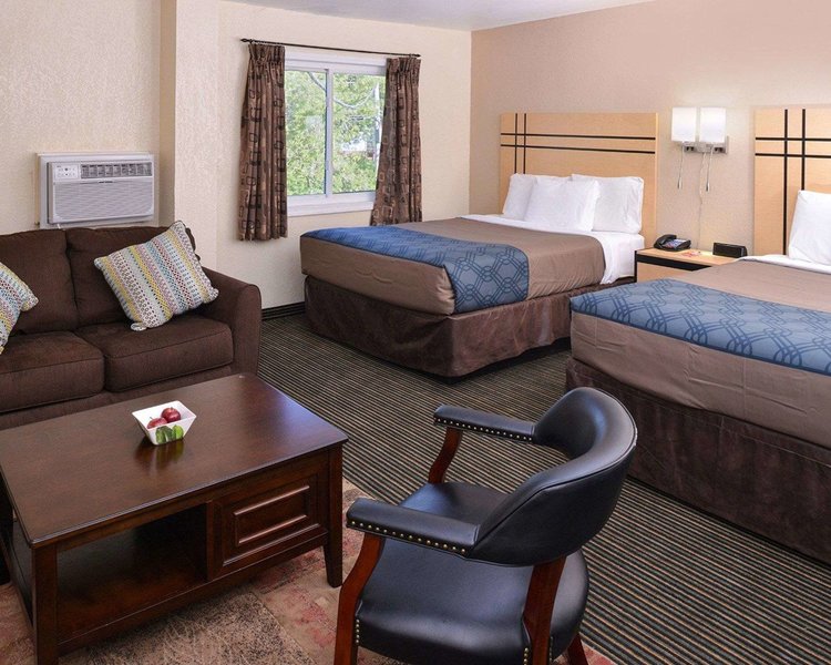 econo lodge rochester i 90 and i 390