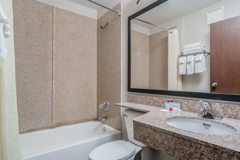 microtel inn and suites by wyndham rochester north mayo clinic