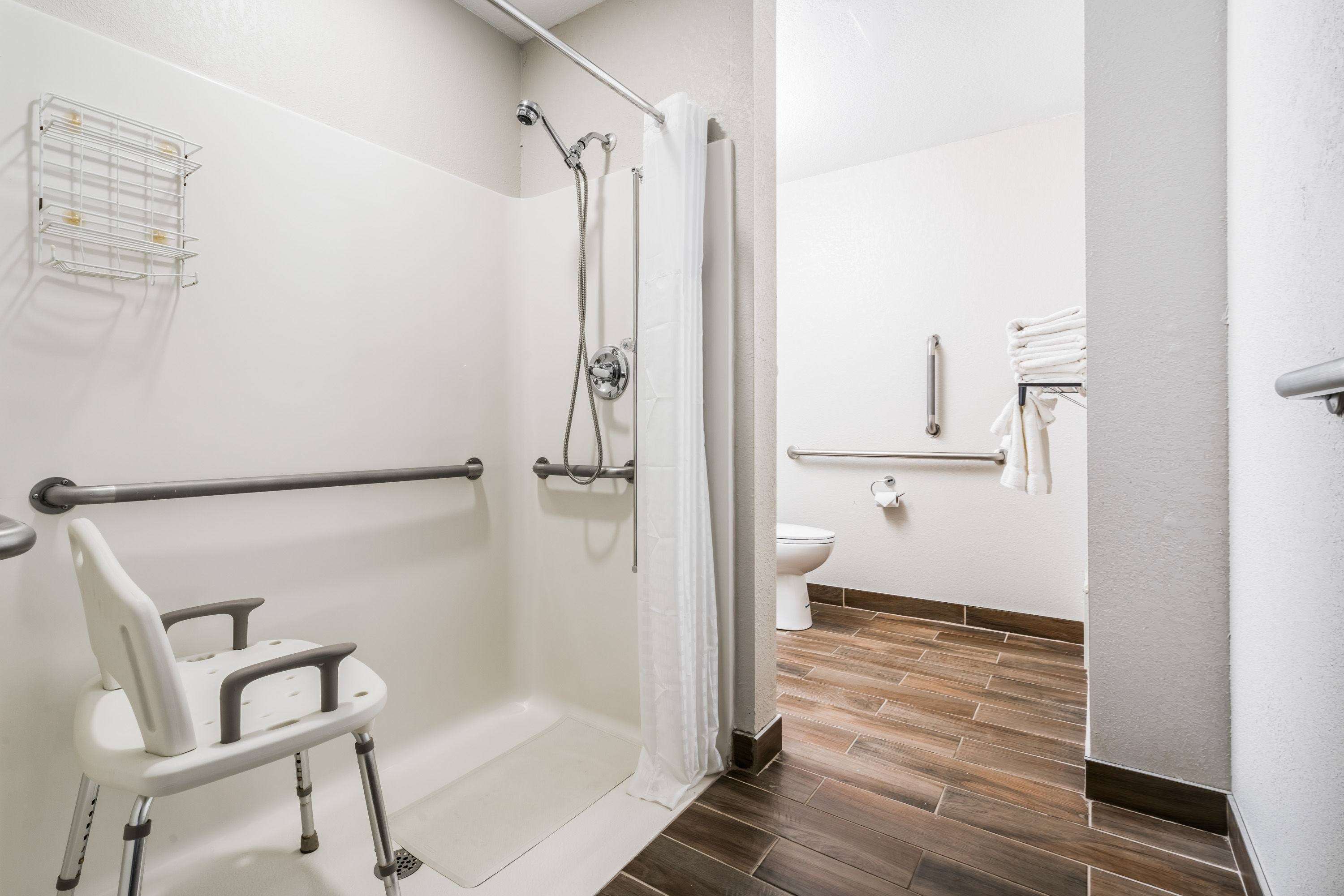 microtel inn and suites by wyndham rochester north mayo clinic