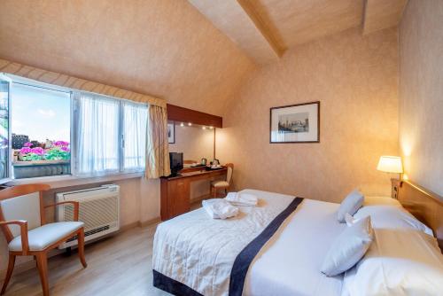 hotel ascot