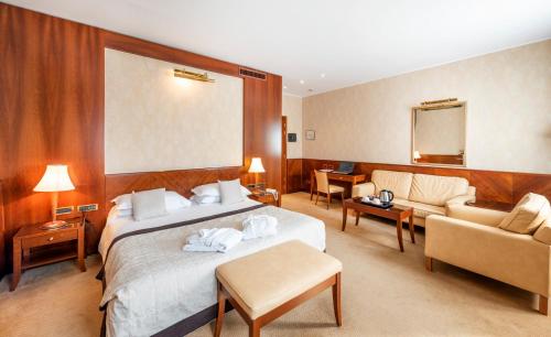 hotel ascot