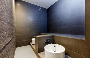 hotel kreuz by b smart