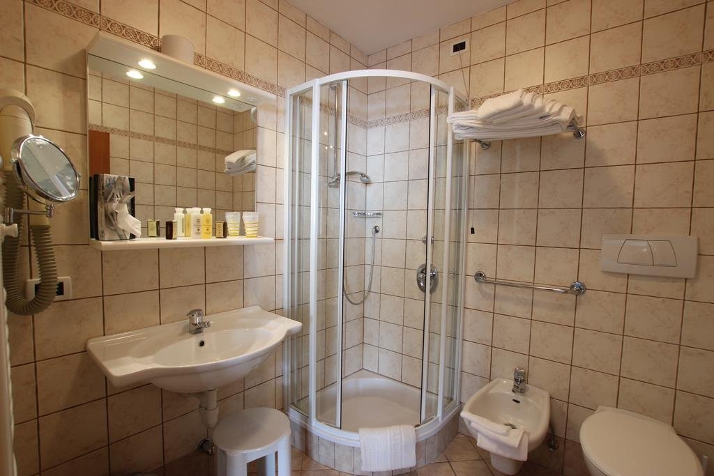 hotel rosalpina