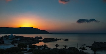 Argo Hotel,Dodecanese Islands>>Amoopi,2.5 star