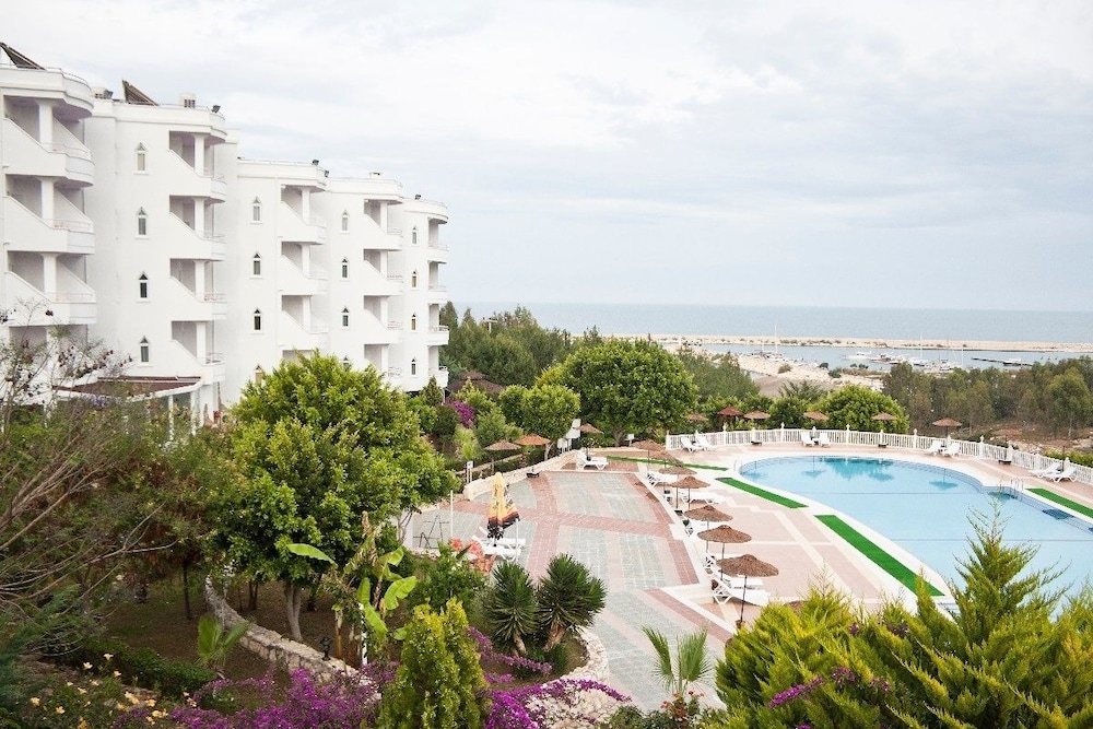 olbios marina resort