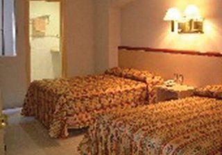 Hotel Montreal,Los Castillos>>León,2 star