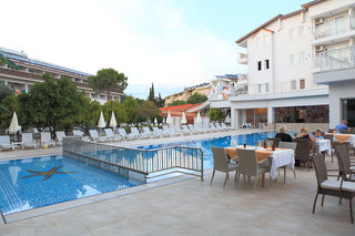 hotel catty cats garden