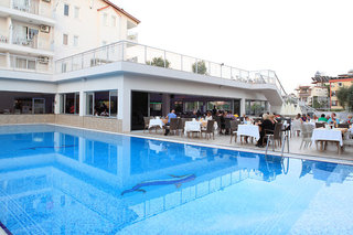 hotel catty cats garden