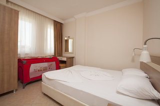 hotel catty cats garden