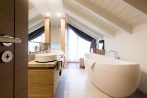 Romantik Hotel Landschloss Fasanerie,Saarbrücken>>Rhineland-Palatinate,5 star