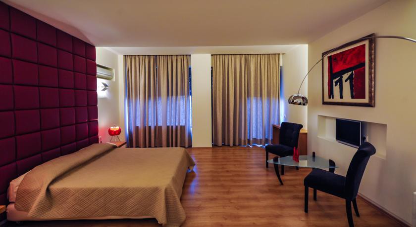 Kleopatra Hotel,Messini>>Kalamata,3 star