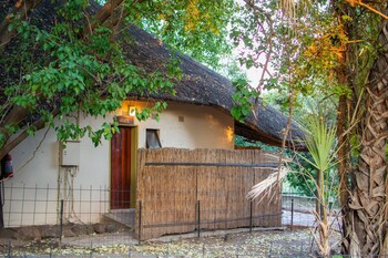 Chobe Safari Lodge,Impalila Island>>Chobe,4 star