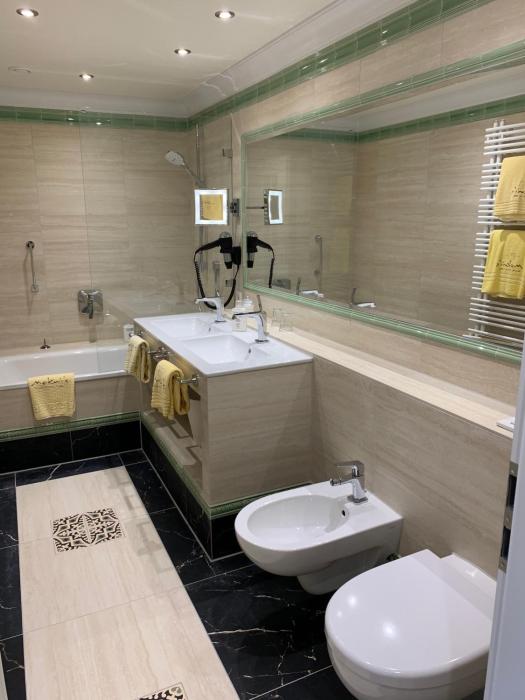 moknis palais hotel and spa