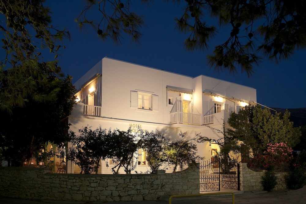 paros