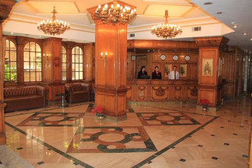 royal marshal hotel